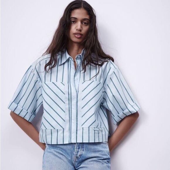 Zara Tops - Zara STRIPED CROPPED SHIRT